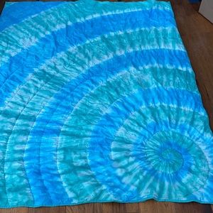 Pottery Barn Teen Dunes Tie Dye Cotton Quilt Twin